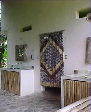 Sanitarios / Baños Campamento Rio Filobobos Tlapacoyan Veracruz